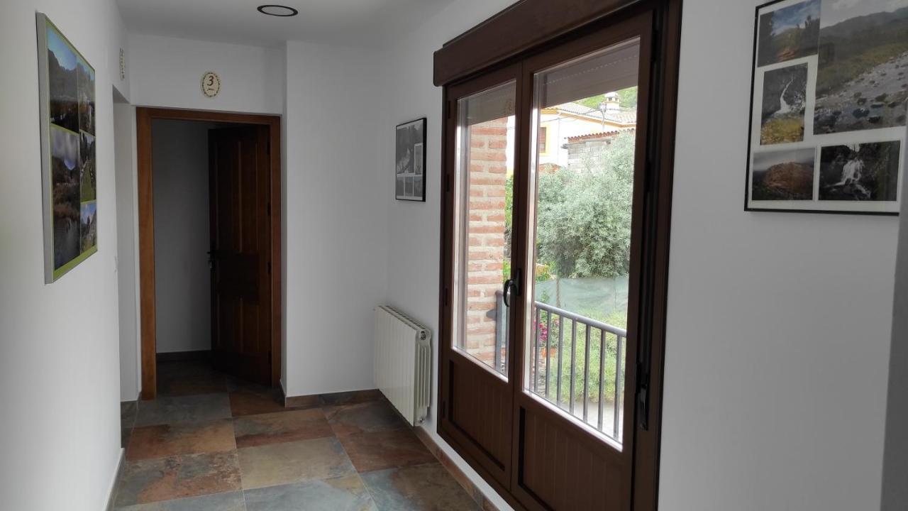 Casa Rural La Colmena Del Geoparque Navatrasierra ภายนอก รูปภาพ